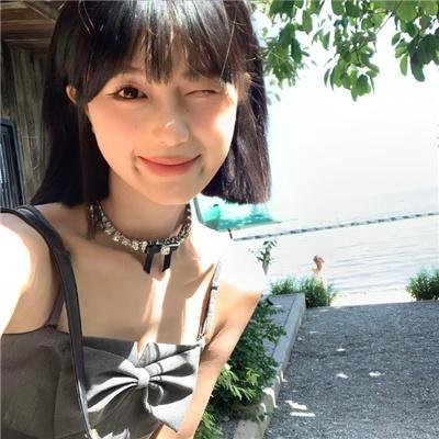 女警事业封面